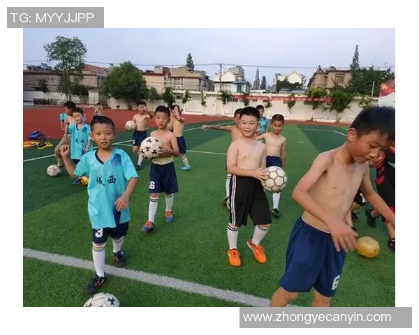 楚阿梅尼的成长之路与足球梦想的追逐历程 楚阿梅尼的成长之路与足球梦想的追逐历程