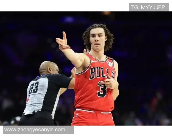 约什吉迪带领球队崛起展现年轻球员潜力与未来希望